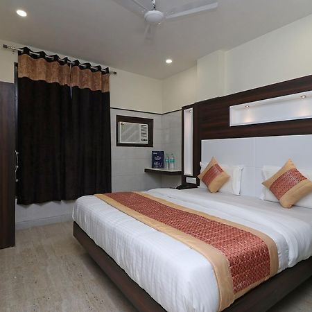 Oyo 11594 Hotel Tvs New Delhi Eksteriør bilde