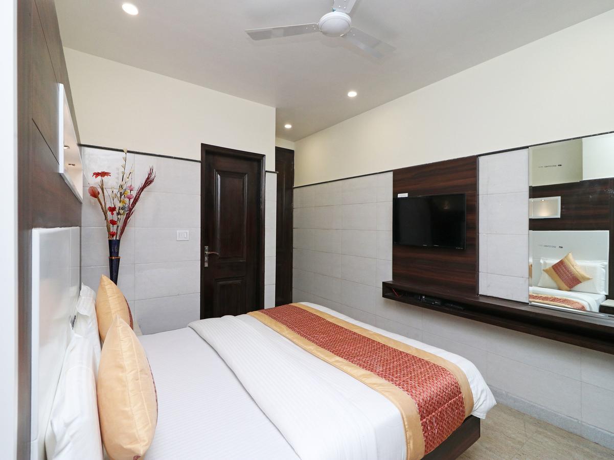 Oyo 11594 Hotel Tvs New Delhi Eksteriør bilde